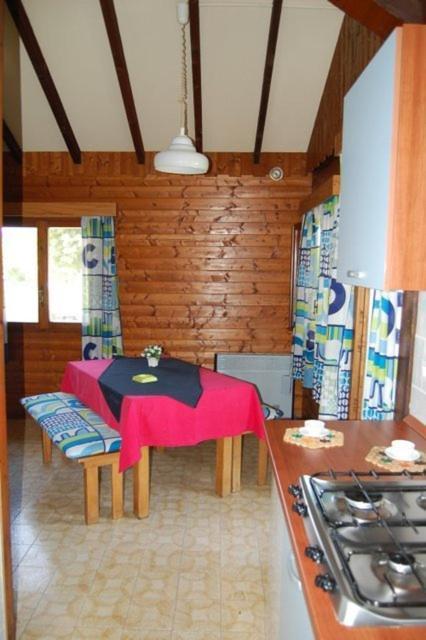 Campeggio Trevisago Iris Park Moniga del Garda Room photo