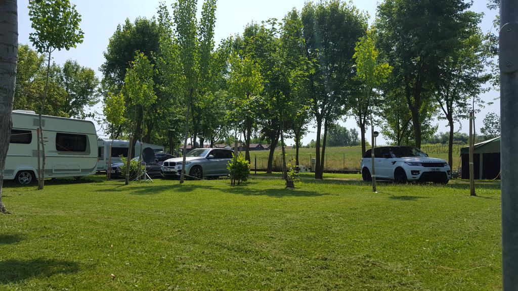 Campeggio Trevisago Iris Park Moniga del Garda Exterior photo