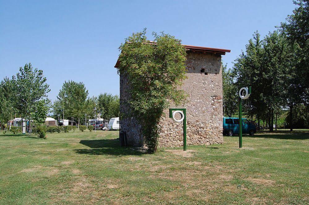Campeggio Trevisago Iris Park Moniga del Garda Exterior photo